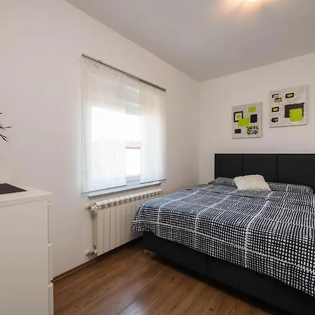 Vanja - Jadreski Holiday home Pula