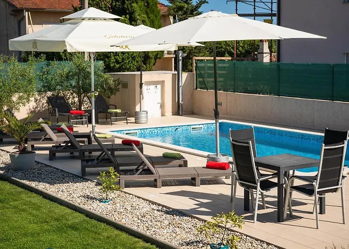 펜션 Vanja - Jadreski 풀라